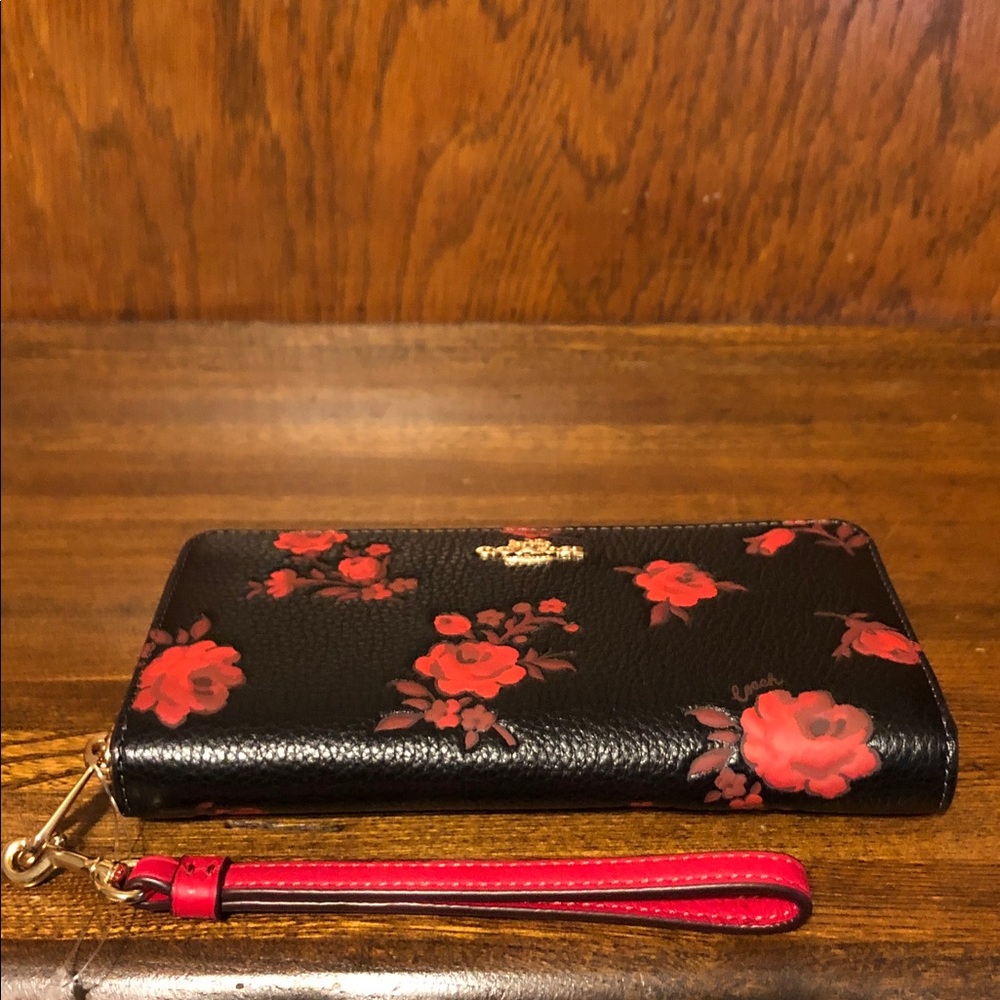 NWT-Coach-Long Zip Around Continental Wallet-Roses🌹Floral-Black & Red-$318 - Picture 5 of 12